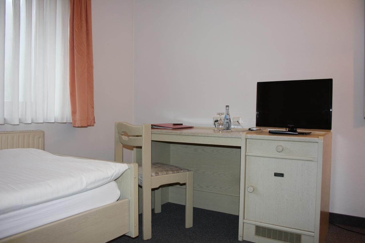Hotel Blume Post Albstadt Exteriör bild